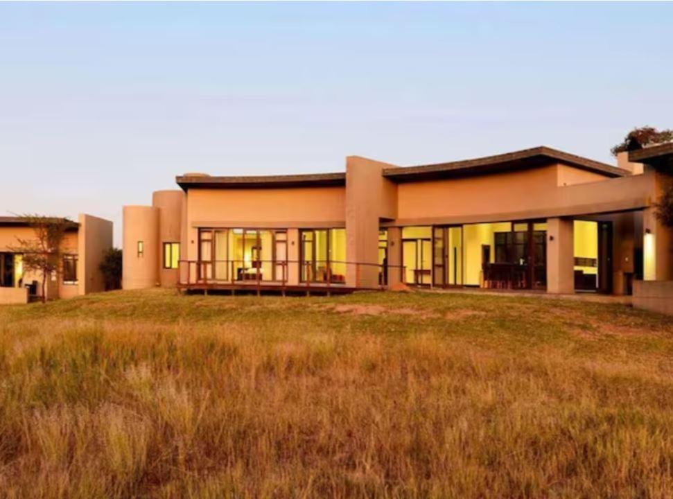 Legend Simba Safari - Legend Golf Safari Resort Golders Green Ngoại thất bức ảnh